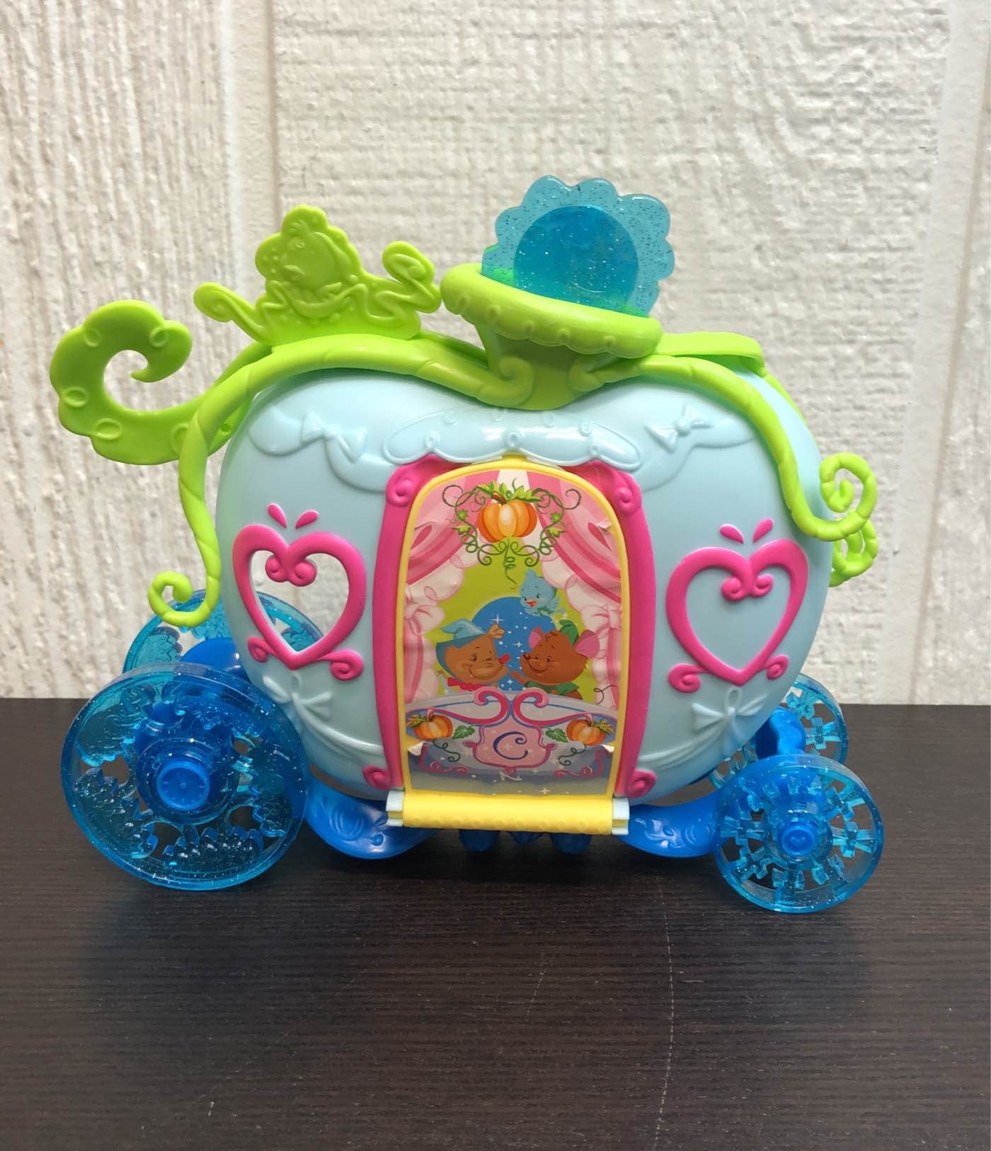  BUNDLE Disney Princess Toys, Little Kingdom Accessories