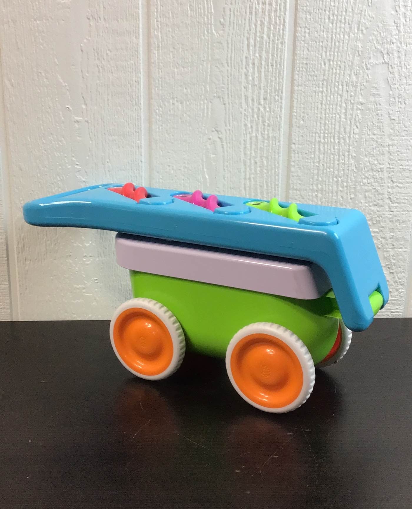  Fat Brain Toys TwissBits Wagon