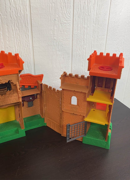 Fisher Price Imaginext Eagle Talon Castle & Battering Ram