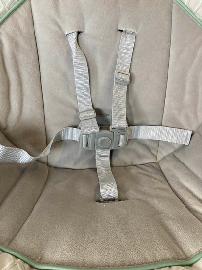  Graco Oasis Swing With Soothe Surround Technology