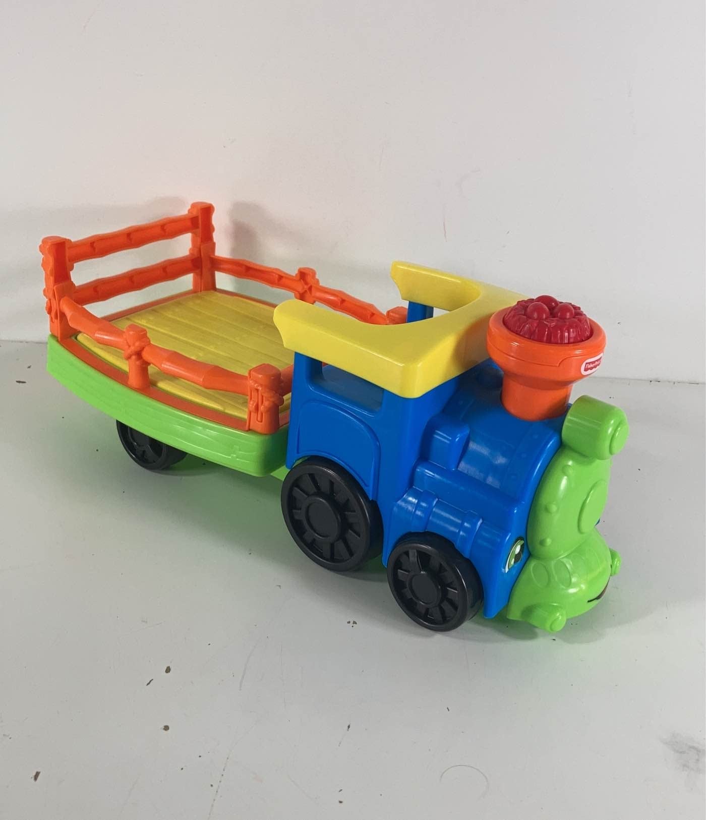 Fisher Price Little People Musical Animal Zoo Train, Blue