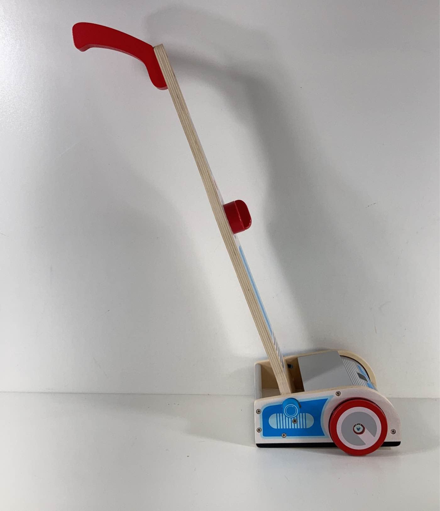  Fat Brain Toys Watch Me Clean! Magical Vacuum