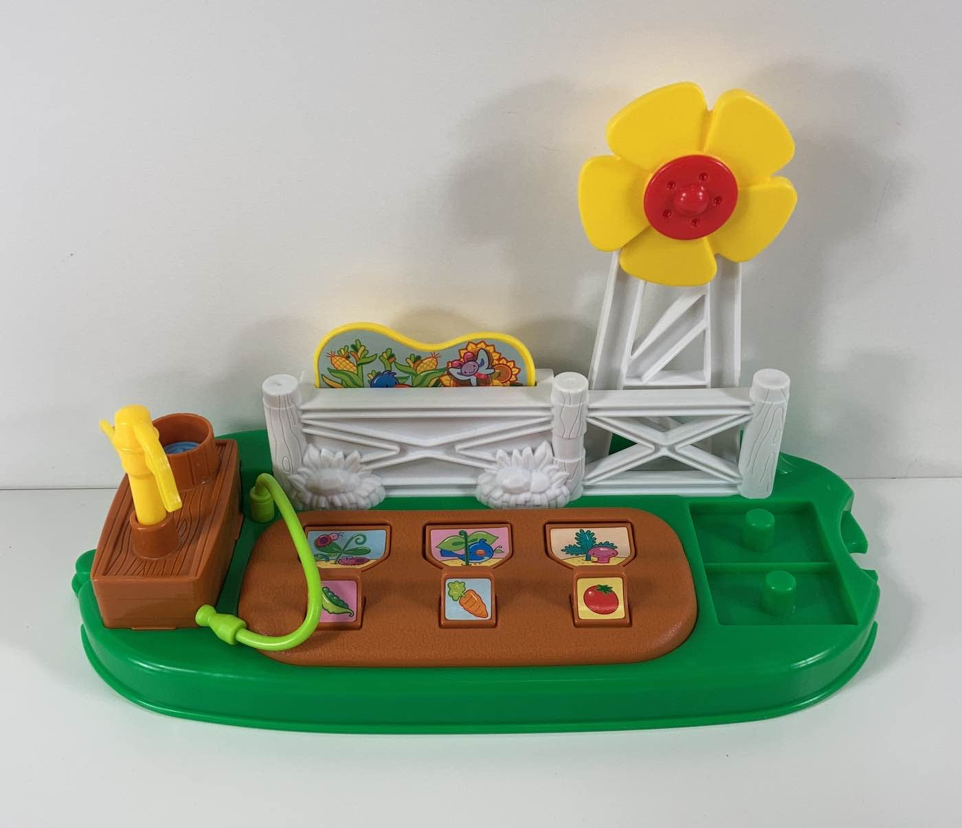  Fisher Price Little People Growing Garden And Farm Stand Playset