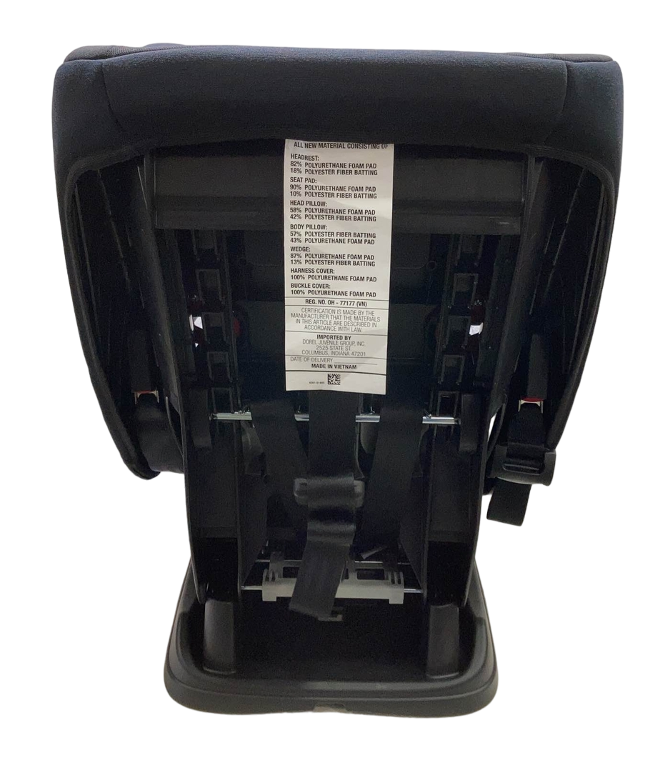  Maxi-Cosi Pria Max All-in-One Convertible Car Seat, Essential Black, 2024