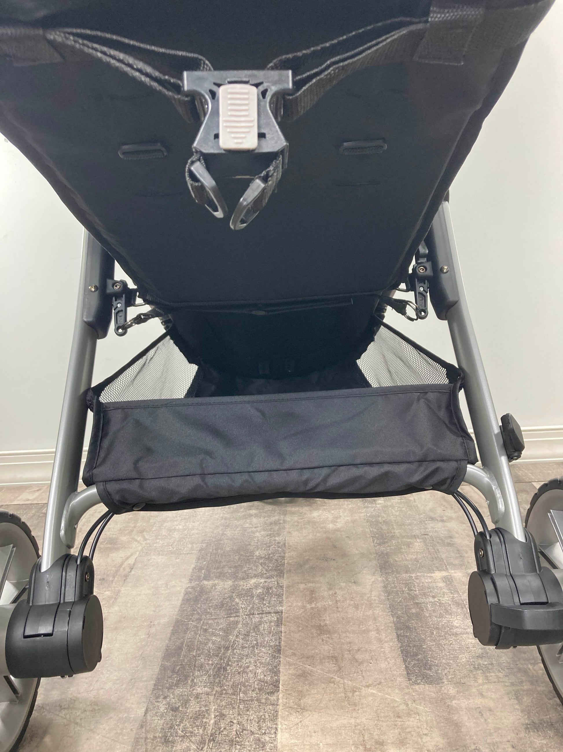  Britax B-Lively Stroller, Dove 2021