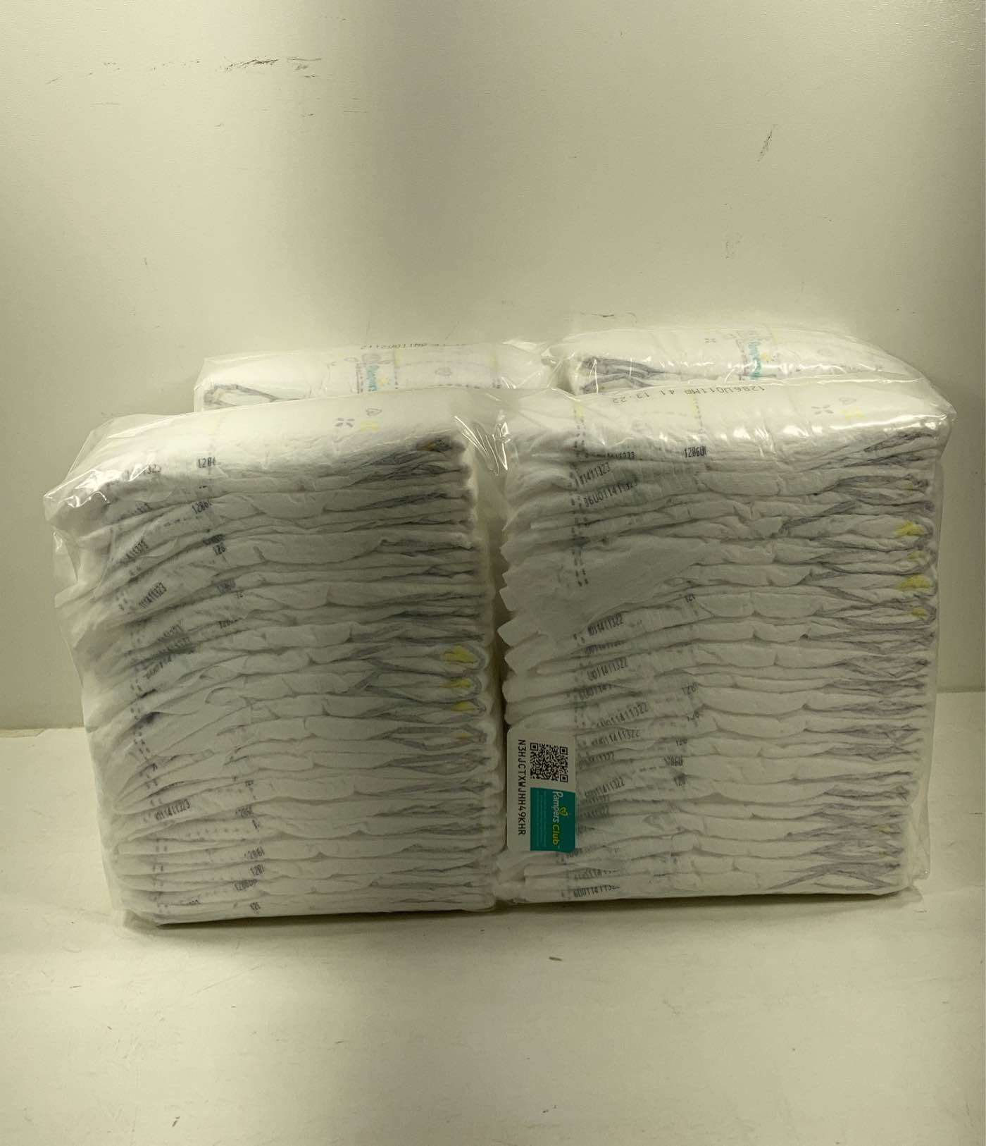  Pampers Swaddlers Diapers, Newborn