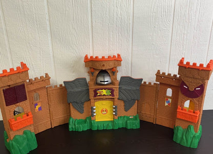  Fisher Price Imaginext Eagle Talon Castle & Battering Ram