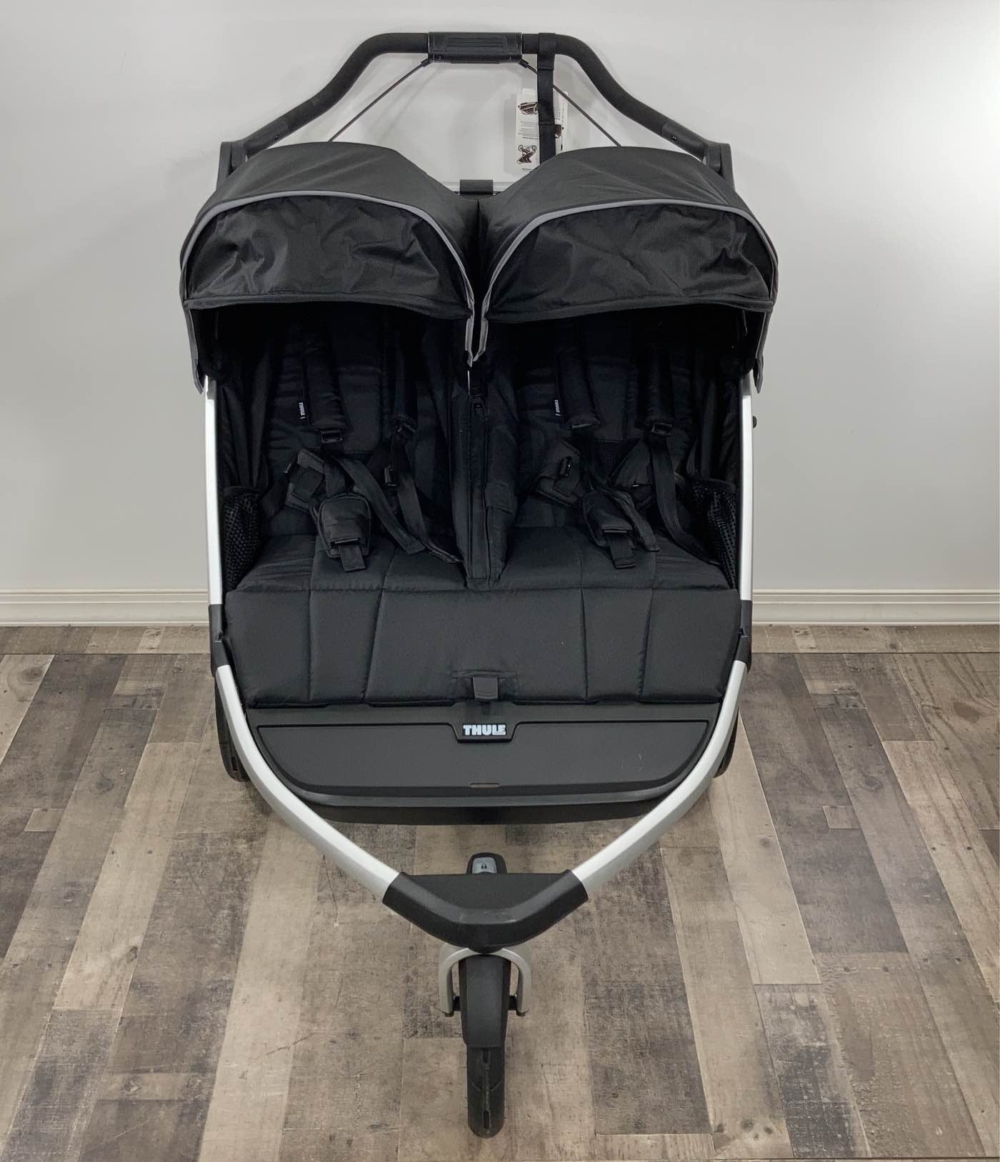  Thule Urban Glide 2 Double Stroller, 2021, Jet Black