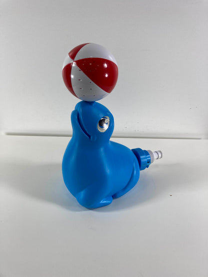  Thimble Toys Sea Lion Water Sprinkler