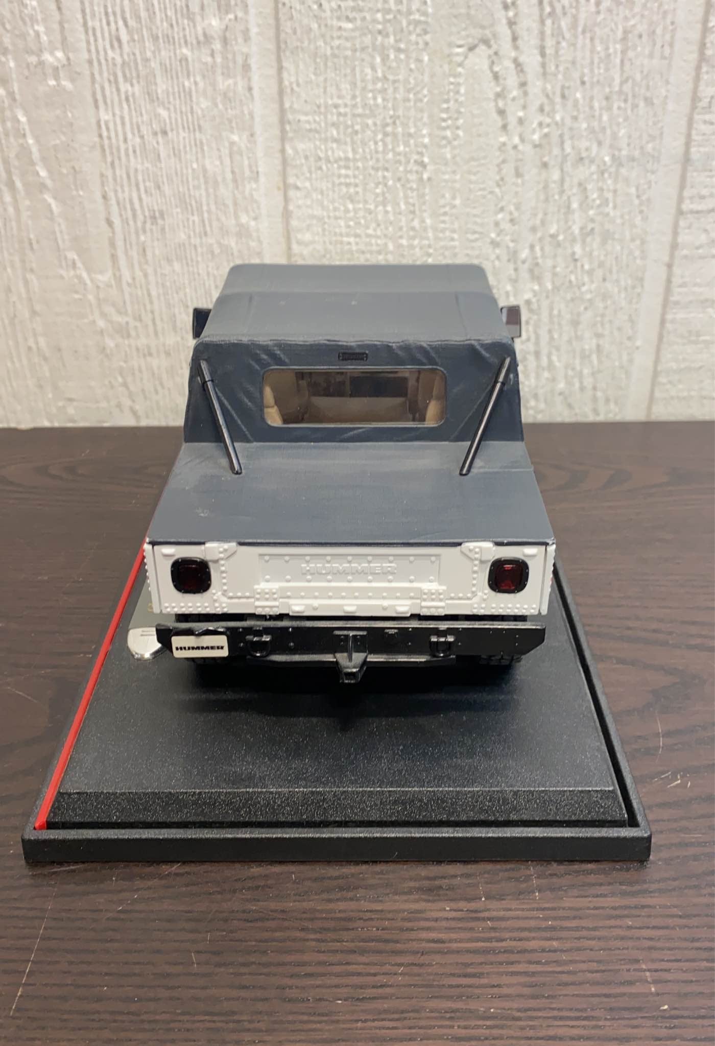  Maisto 1:18 Hummer Soft Top