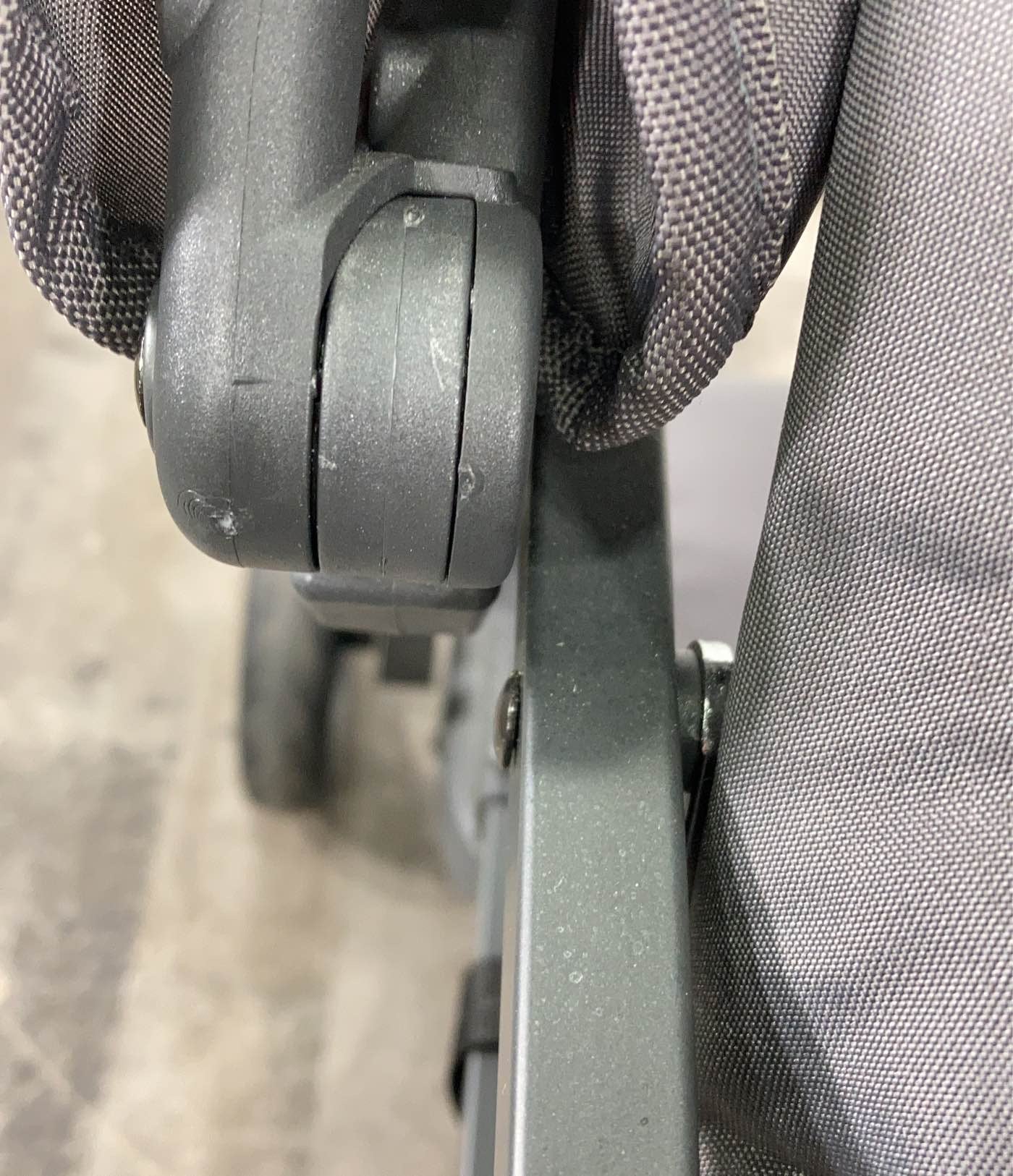  Joovy Caboose Ultralight Graphite Stroller, 2016
