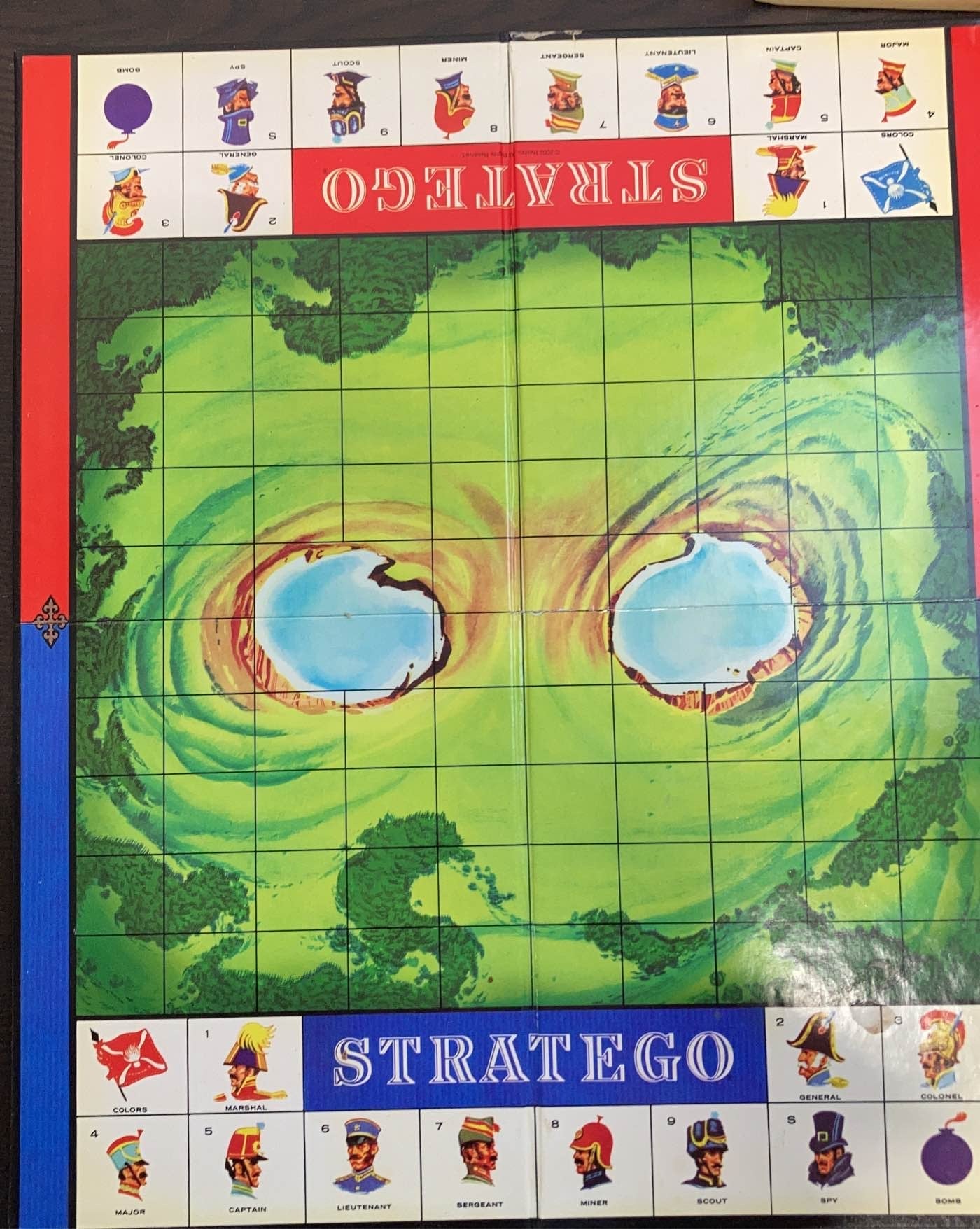  Milton Bradley Stratego