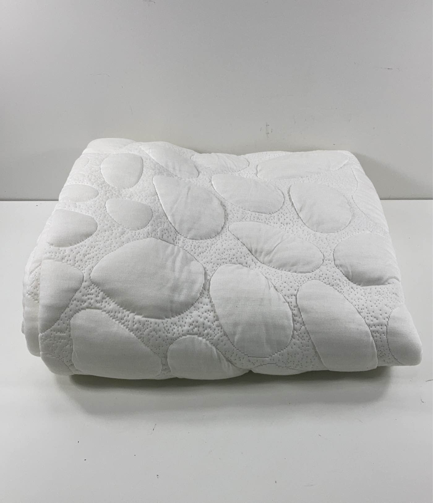 Nook Pebble Changing Pad Cover, White