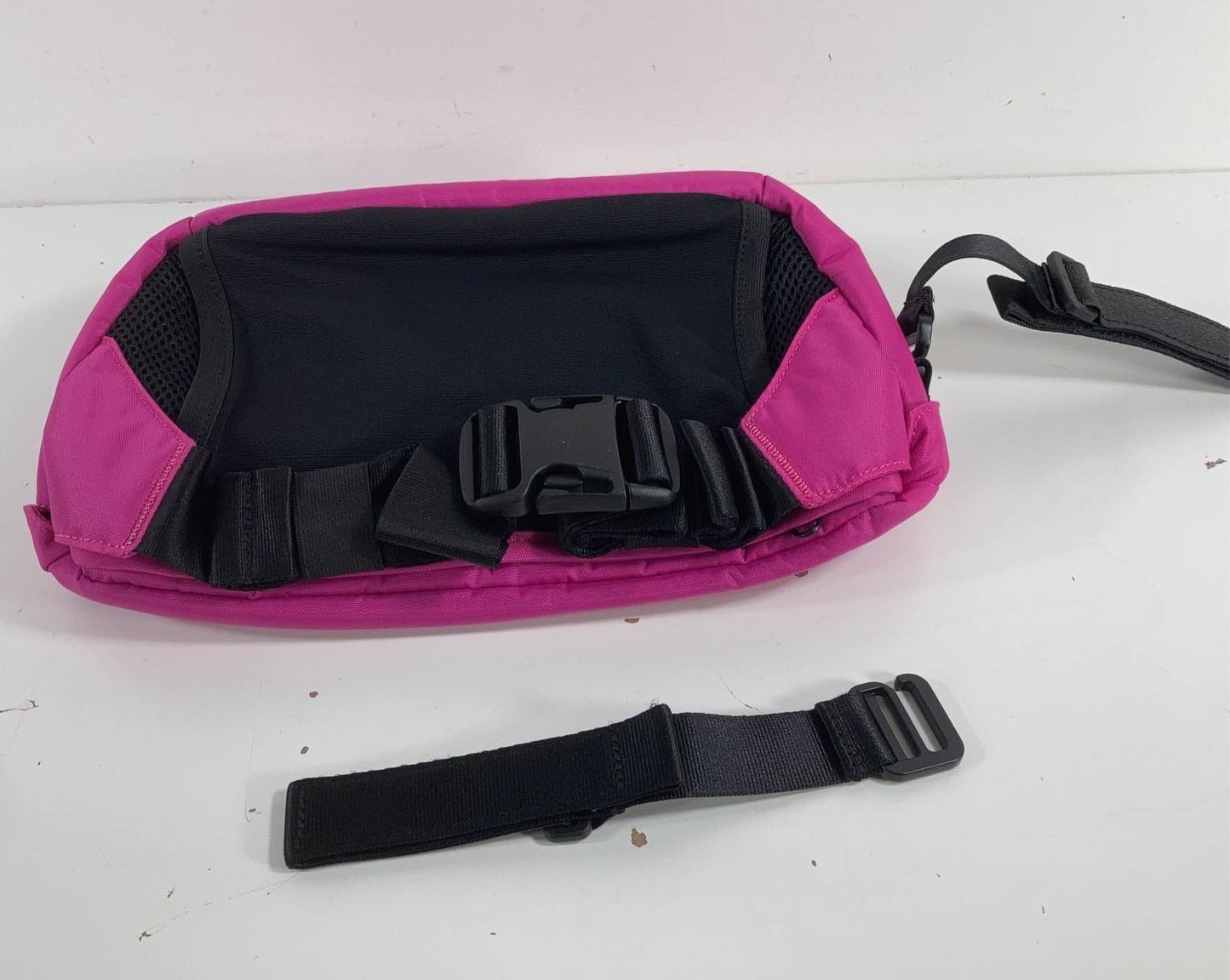  Colugo The On The Go Organizer, Raspberry