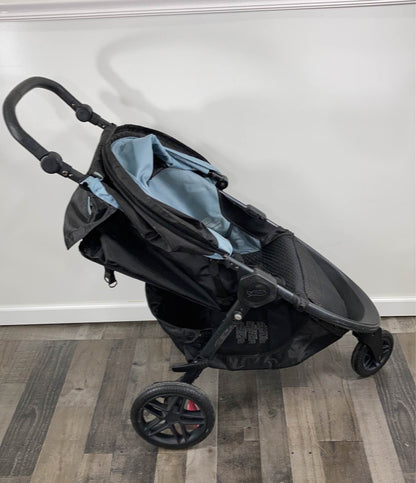  Britax B-Free Stroller, 2017