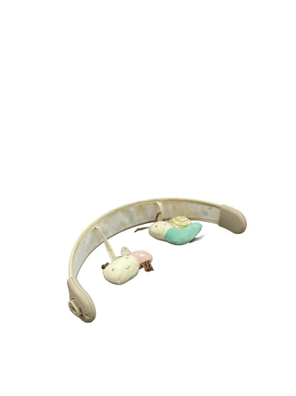  Ingenuity Soothe N Delight Portable Swing, Snails