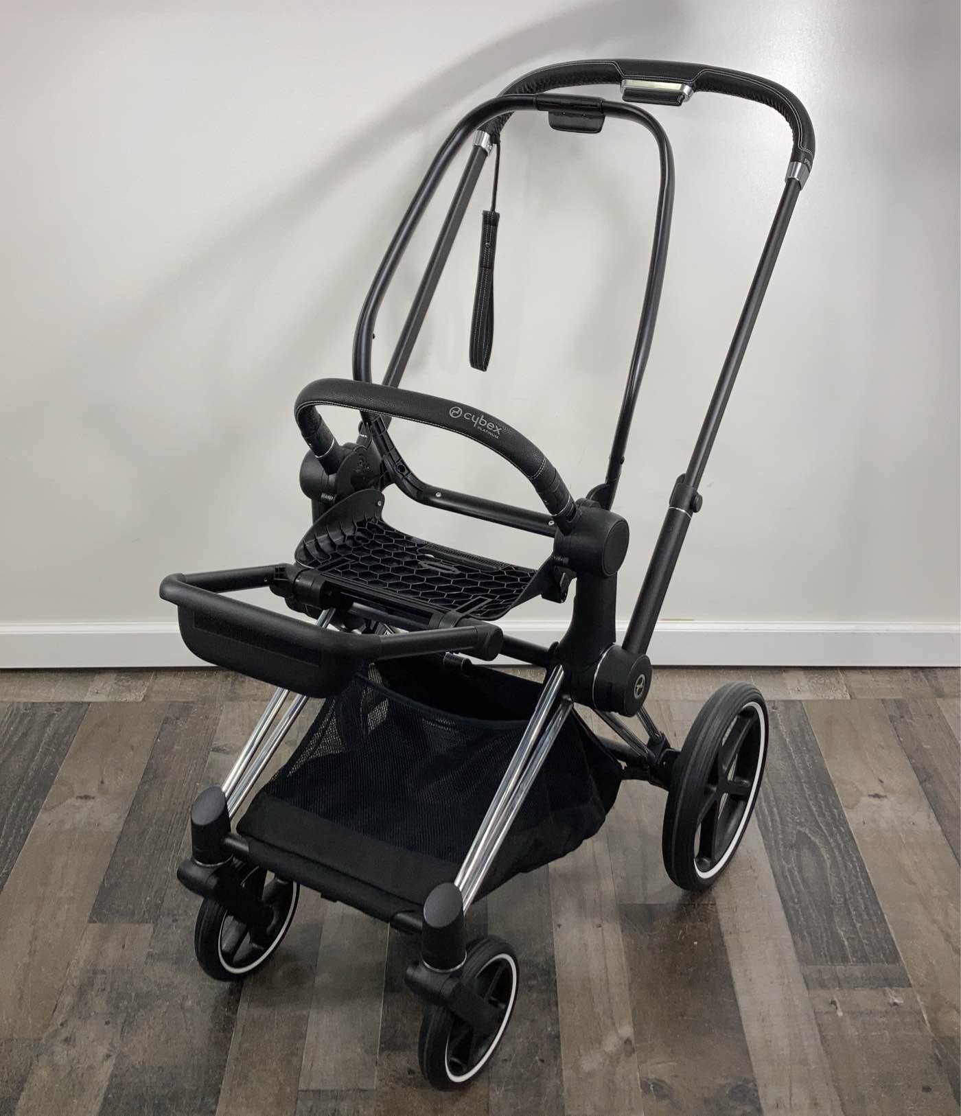  Cybex PRIAM Stroller Frame And Seat, 2019
