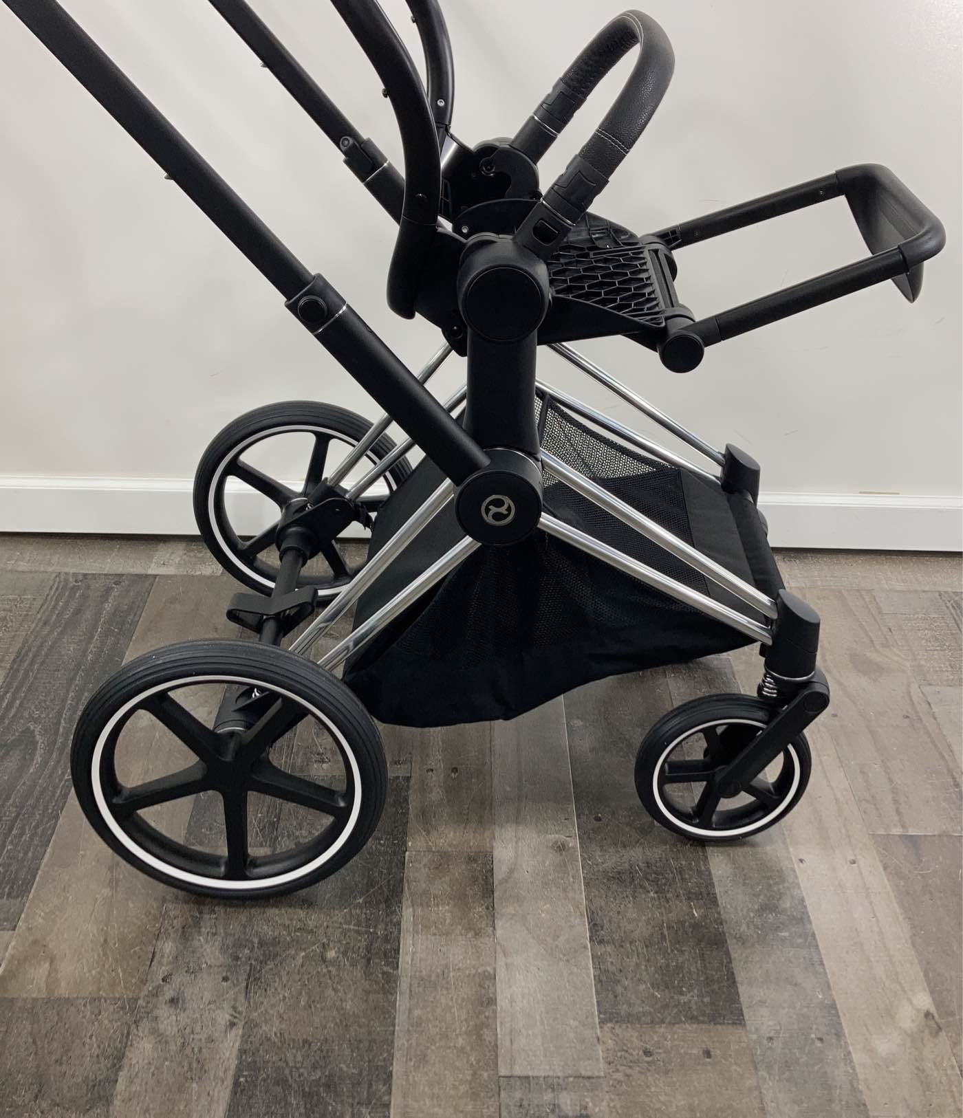  Cybex PRIAM Stroller Frame And Seat, 2019