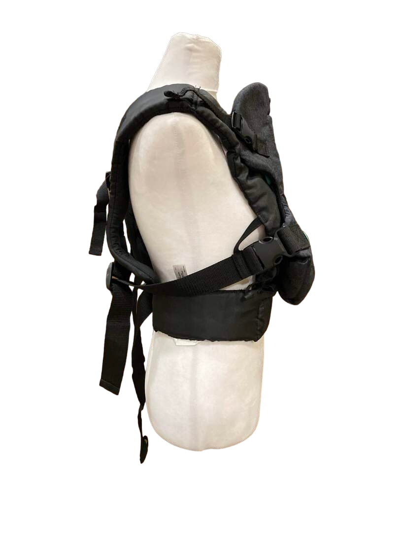  Infantino Flip 4-in-1 Convertible Carrier