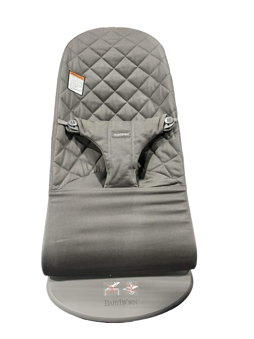  BabyBjorn Bouncer Bliss With Toy Bar, Light Gray Frame, Anthracite Cotton Classic Quilt