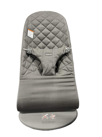  BabyBjorn Bouncer Bliss With Toy Bar, Light Gray Frame, Anthracite Cotton Classic Quilt