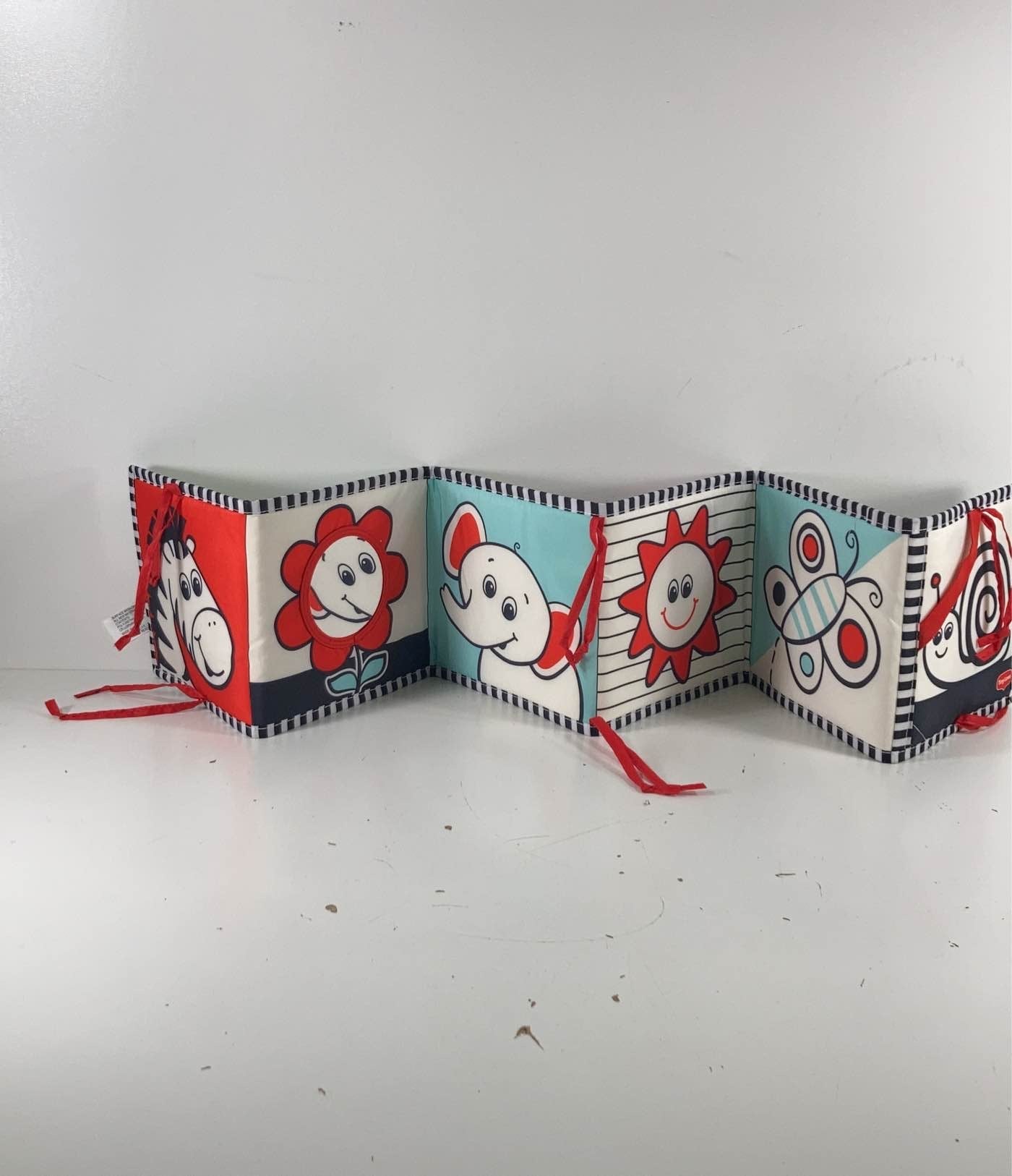  Tiny Love Double-Sided First Book