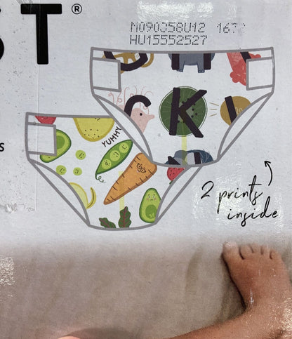  Honest Company Diapers, Size 5, So Delish/All The Letters