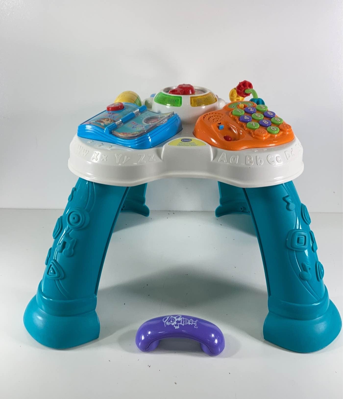  VTech Sit-To-Stand Learn And Grow Discovery Table