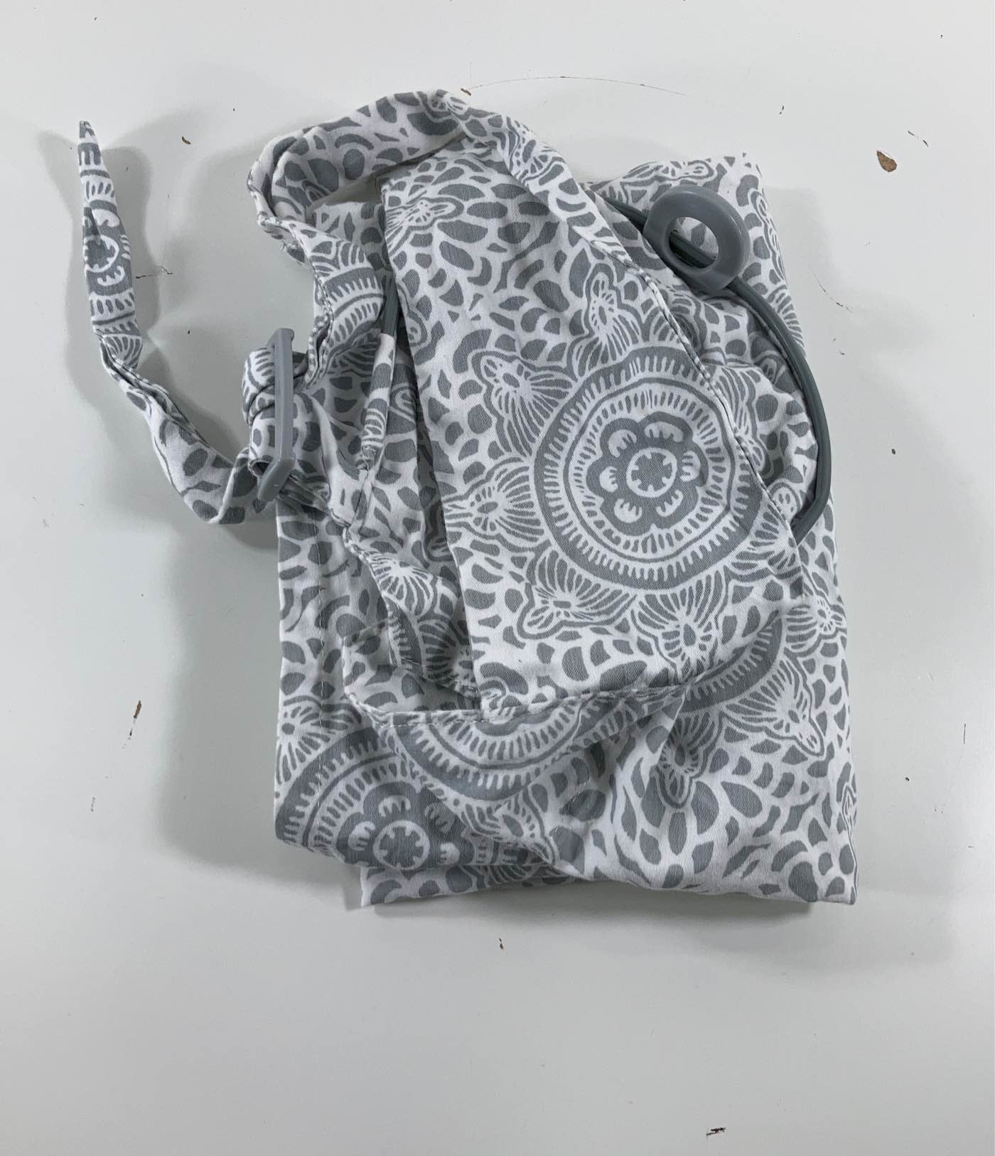  Boppy Nursing Cover