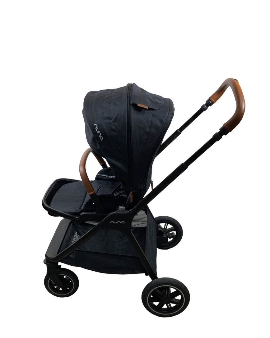  Nuna Triv Next + Pipa Urbn Travel System, Caviar, 2023