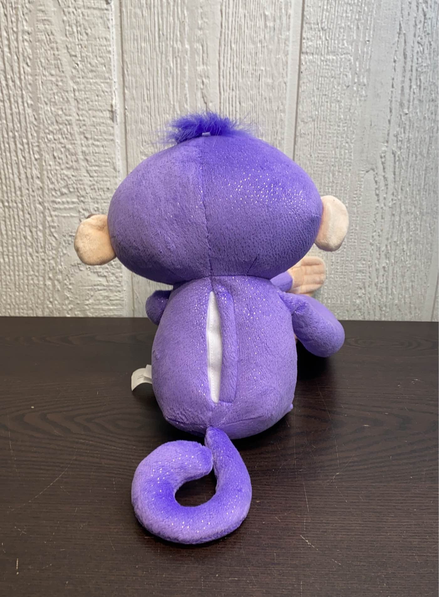  WowWee Fingerlings Interactive Plush Monkey