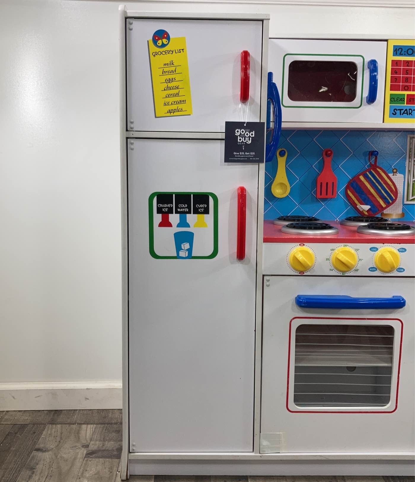  KidKraft Deluxe Let’s Cook Kitchen