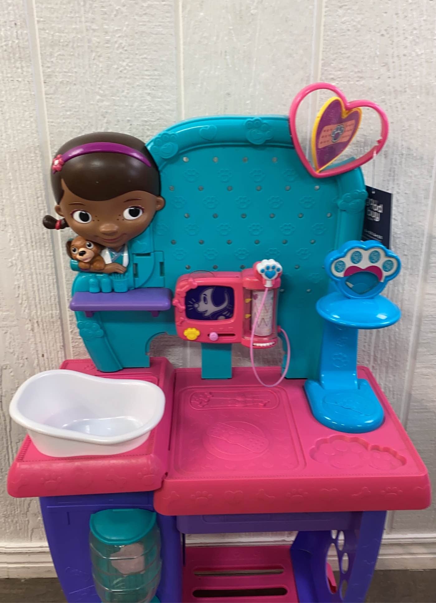  Disney Doc McStuffins Get Better Checkup Center
