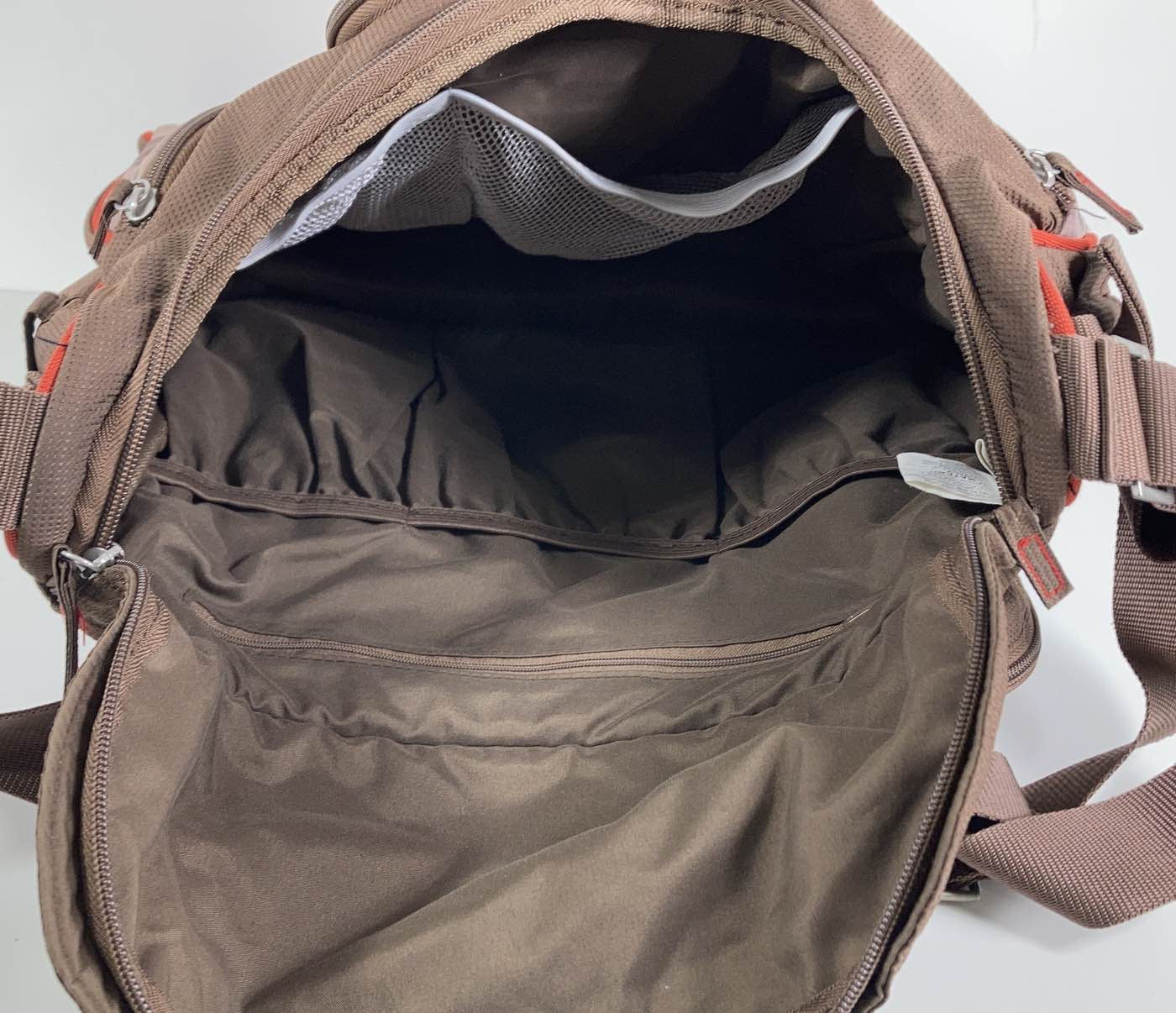  Chicco Luna Hobo Diaper Bag