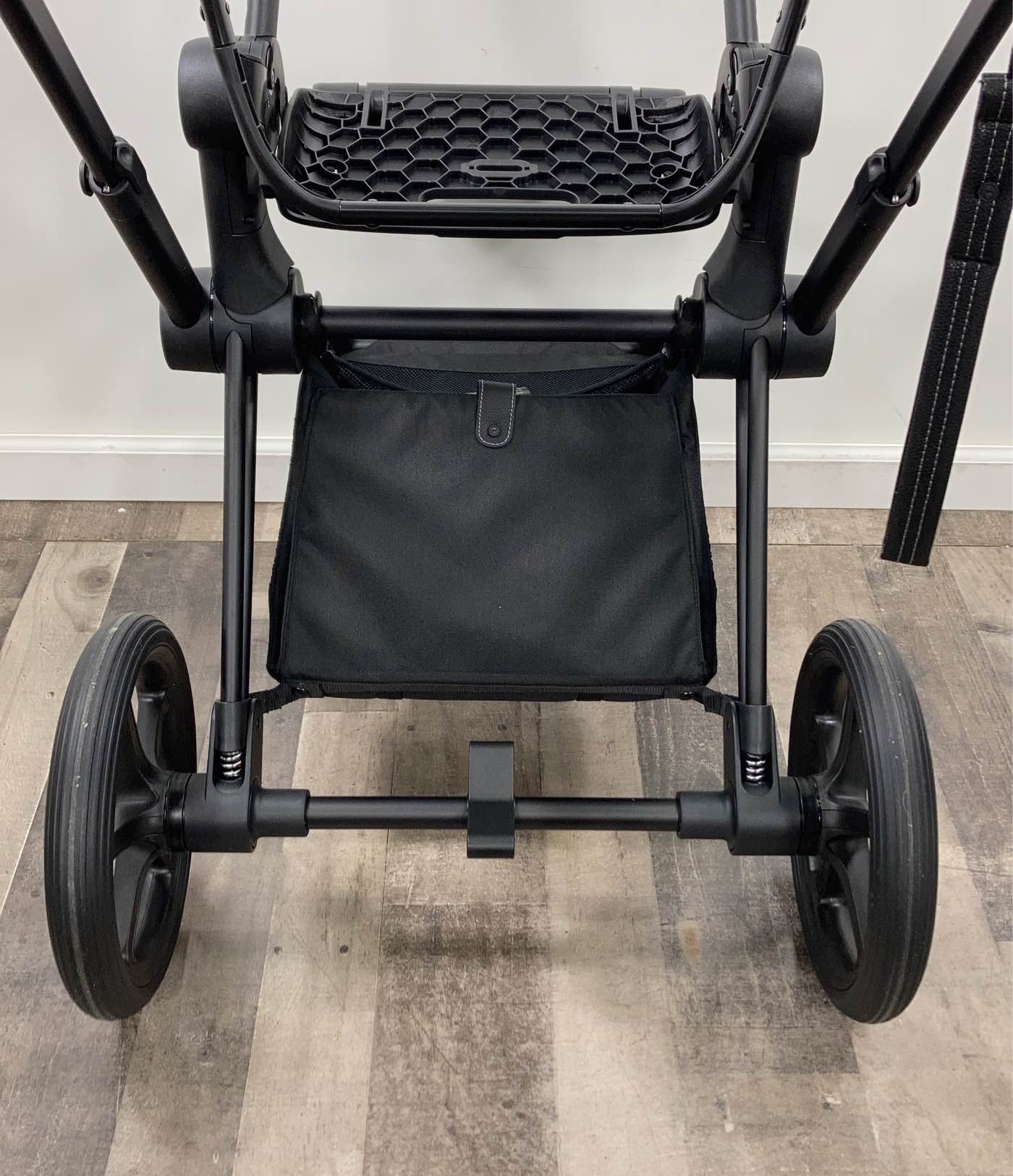  Cybex PRIAM Stroller Frame And Seat, 2018