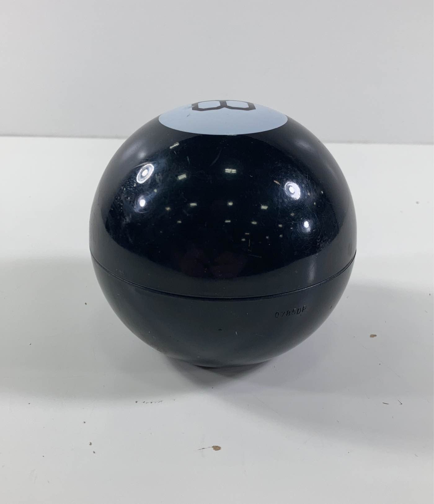  Mattel Magic 8 Ball