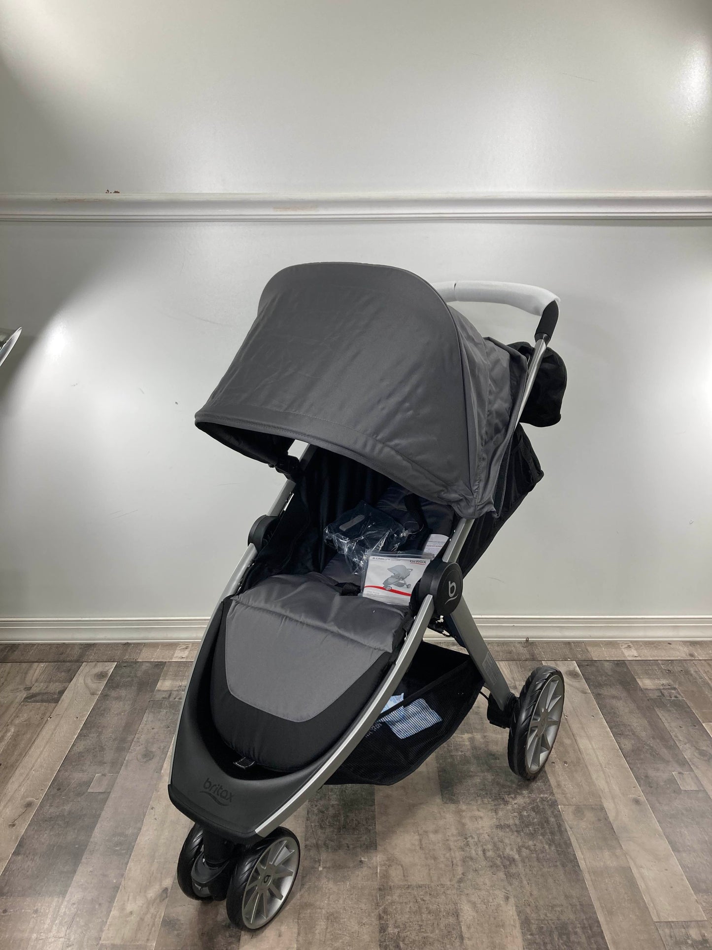  Britax B-Lively Stroller, Dove 2021