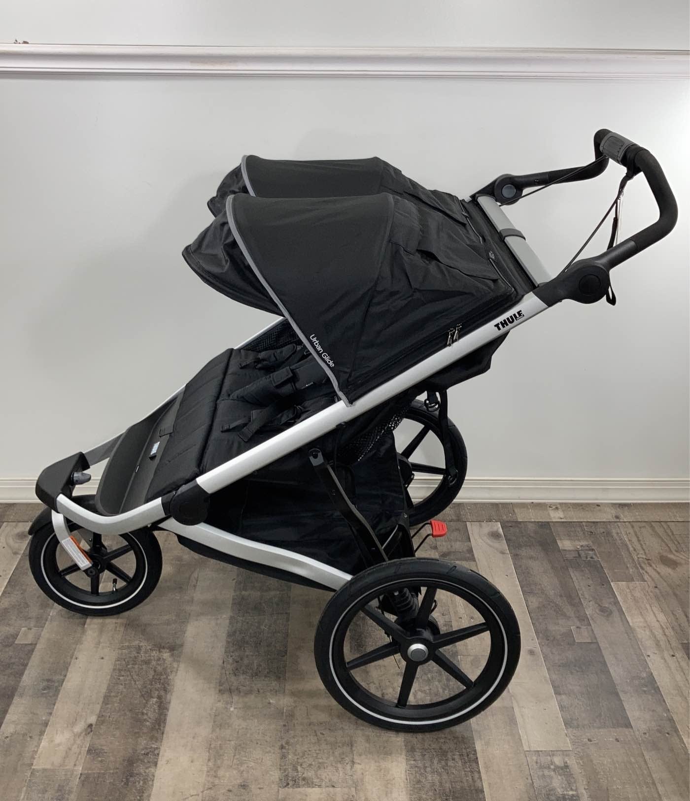  Thule Urban Glide 2 Double Stroller, 2021, Jet Black