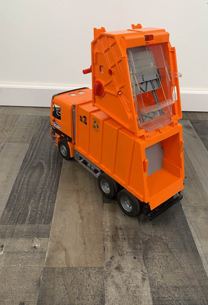  Bruder Garbage Truck