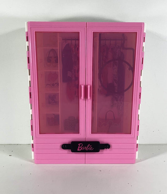  Barbie Fashionista Ultimate Closet